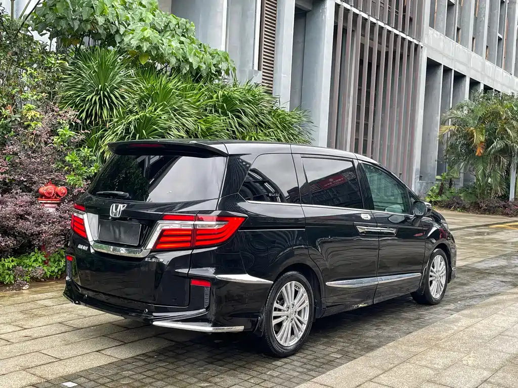 Honda Honda Elysion 2016 2.4L Classic Edition 2017 - thumbnail 5