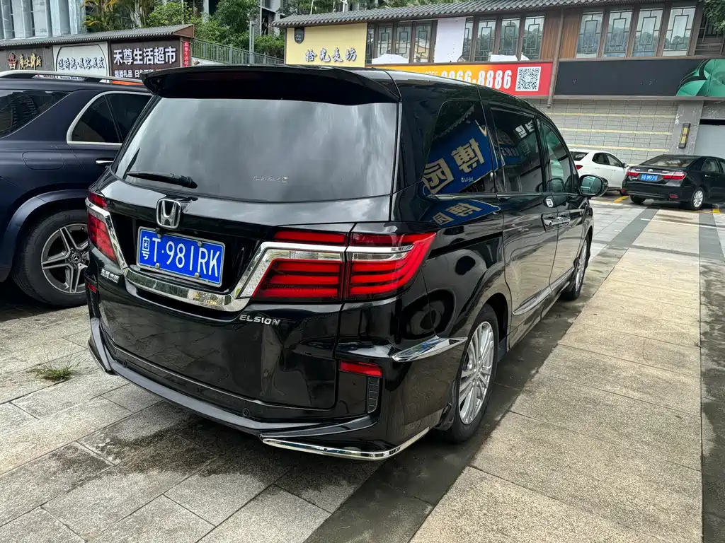 Honda Honda Elysion 2016 2.4L Classic Edition 2017 - thumbnail 17