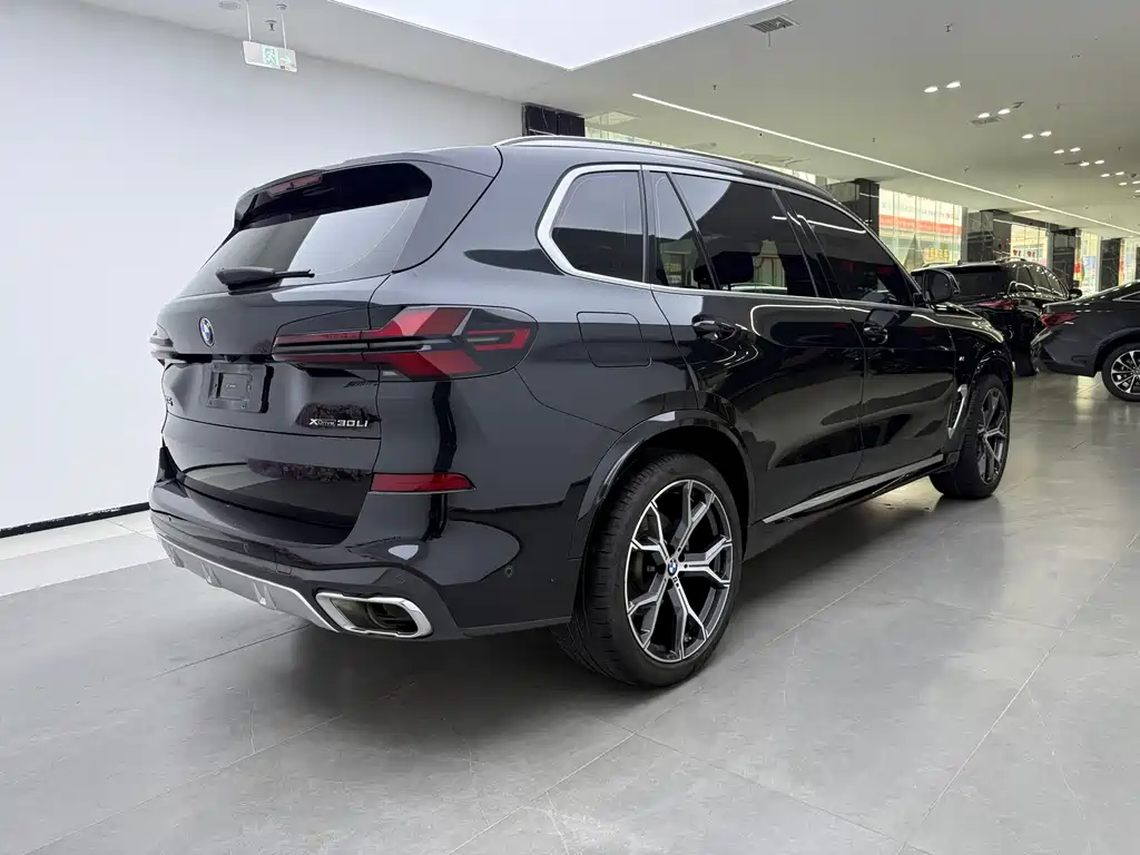 BMW BMW X5 2023 xDrive30Li Premium M Sport Package 2024 - thumbnail 3