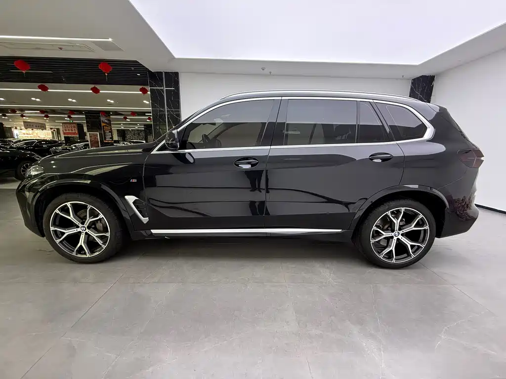 BMW BMW X5 2023 xDrive30Li Premium M Sport Package 2024 - thumbnail 5