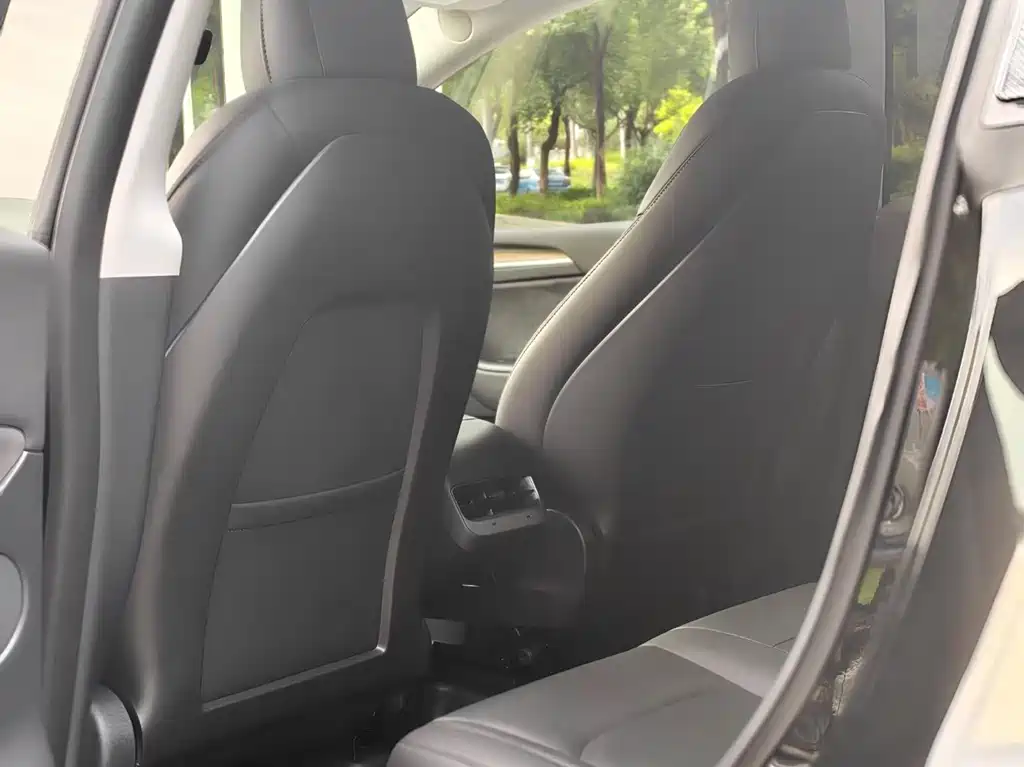 Tesla Model Y 2021 Standard Range Rear-Wheel Drive 2022 - thumbnail 8