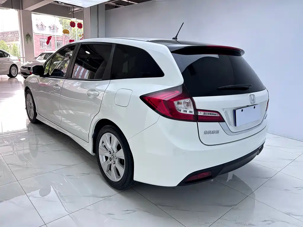 Honda Honda Jade 2014 1.8L Automatic Comfort Elite Edition 5-Seater 2014 - thumbnail 5