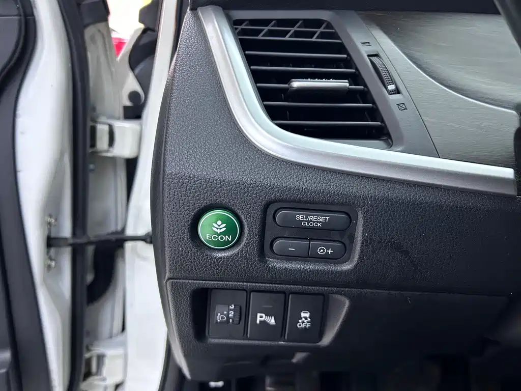 Honda Honda Jade 2014 1.8L Automatic Comfort Elite Edition 5-Seater 2014 - thumbnail 14