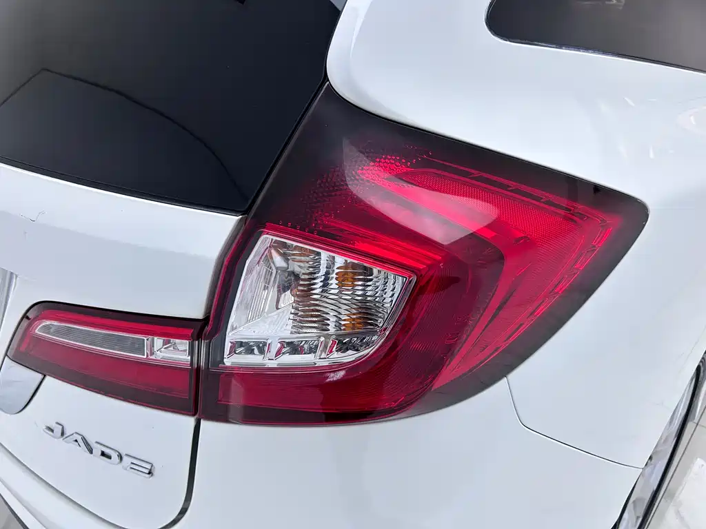 Honda Honda Jade 2014 1.8L Automatic Comfort Elite Edition 5-Seater 2014 - thumbnail 23