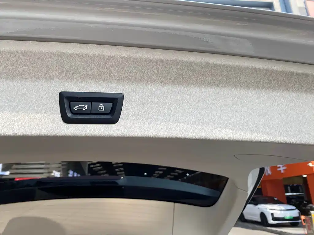 BMW BMW X3 2019 xDrive28i M Sport Package 2019 - thumbnail 15