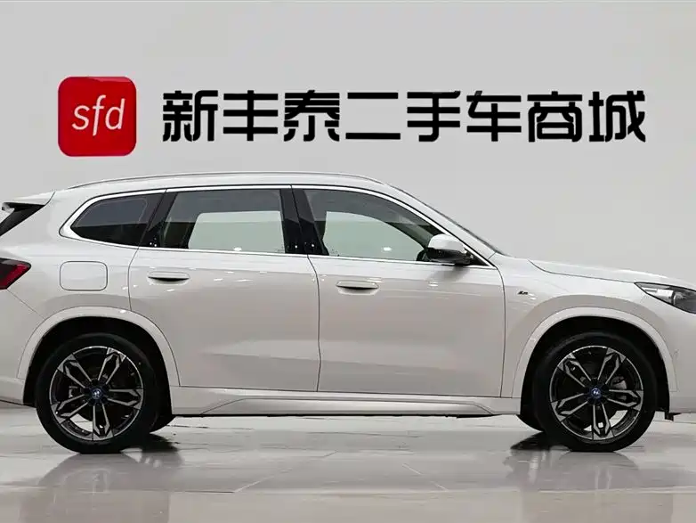 BMW BMW iX1 2023 xDrive30L M Sport Package 2023 - thumbnail 3