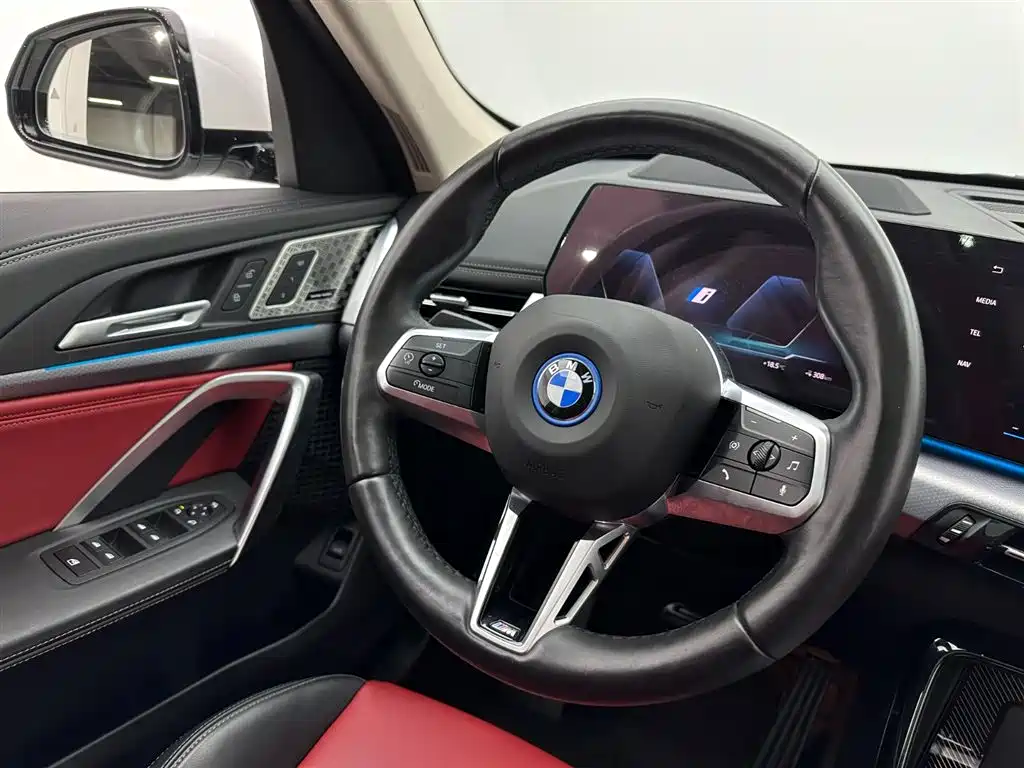 BMW BMW iX1 2023 xDrive30L M Sport Package 2023 - thumbnail 10