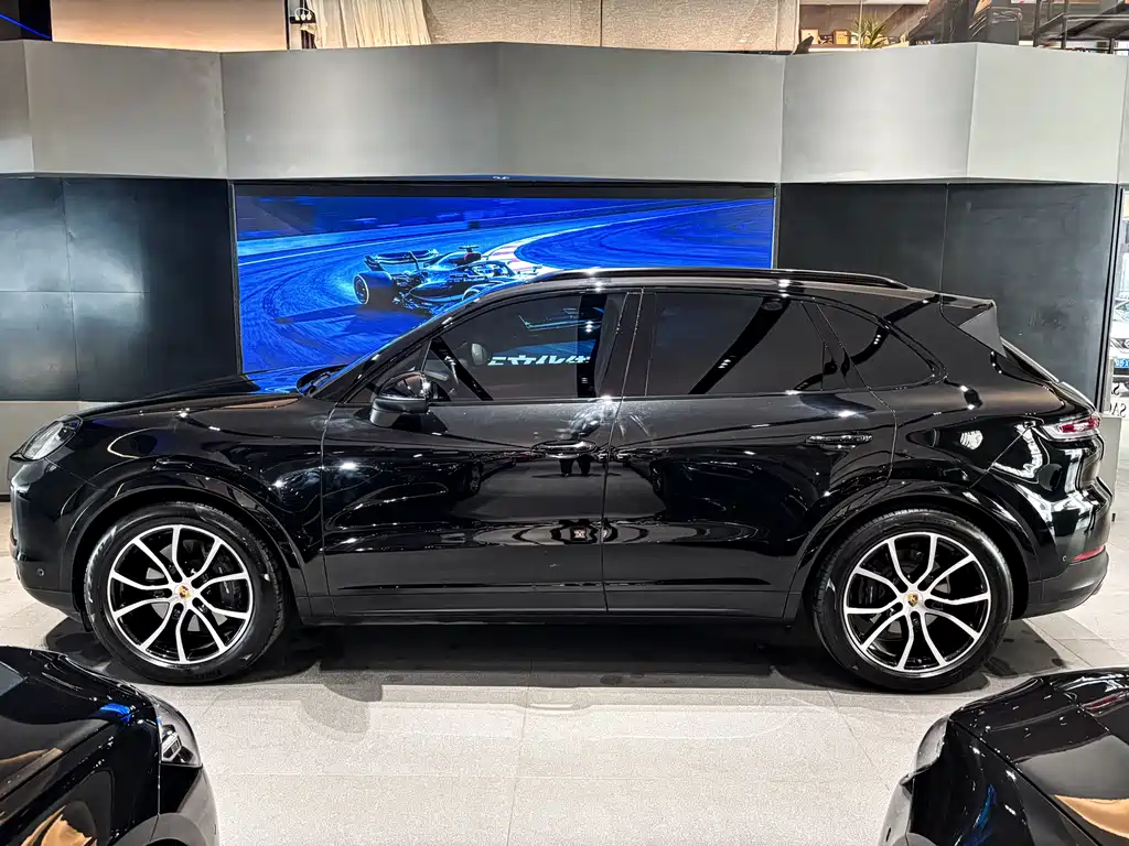 Porsche Cayenne 2024 Cayenne 3.0T 2023 - thumbnail 3