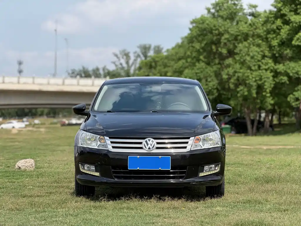 Volkswagen Santana 2016 1.6L Automatic Comfort 2016 - thumbnail 2