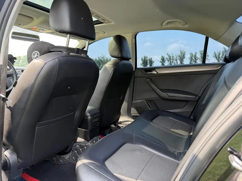 Volkswagen Santana 2016 1.6L Automatic Comfort 2016 - thumbnail 6