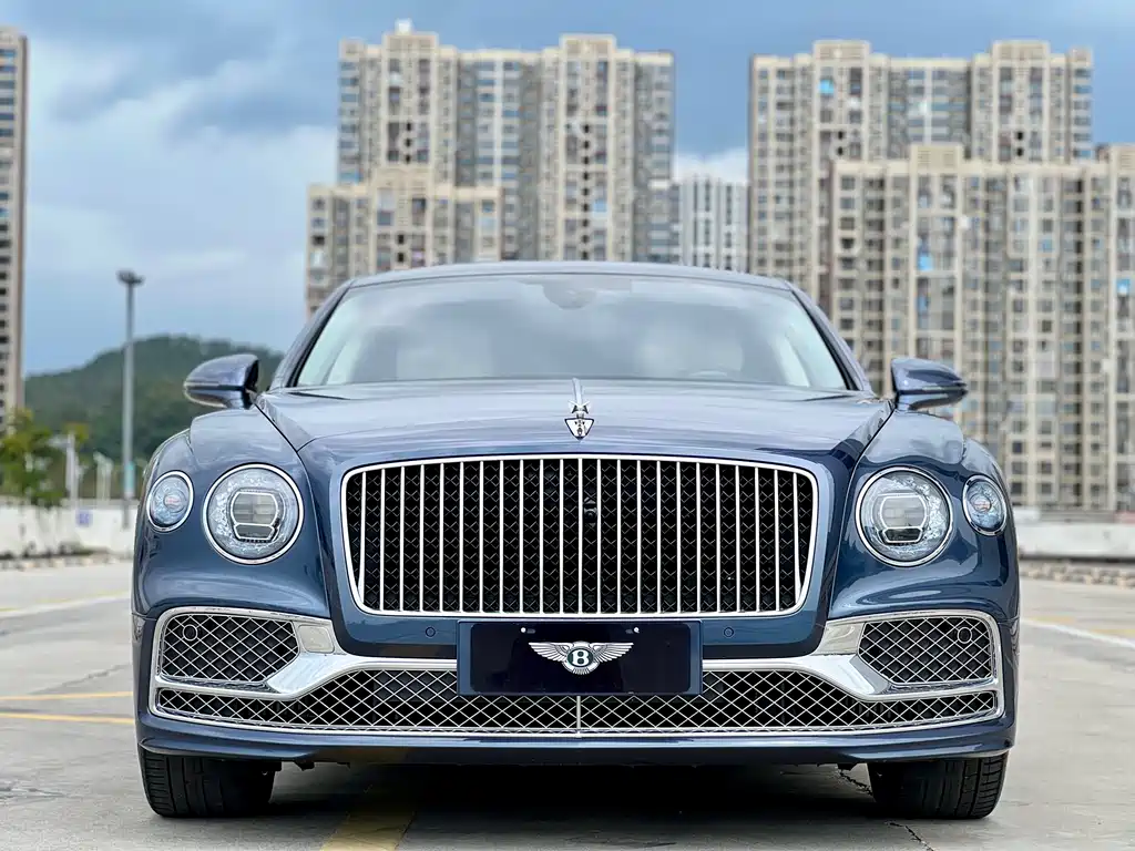 Bentley Bentley Flying Spur 2022 model 2.9T V6 Hybrid 2022 - thumbnail 2