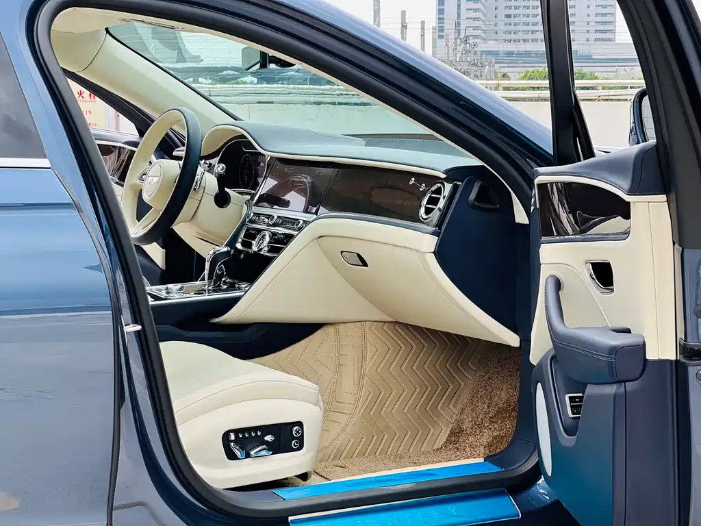 Bentley Bentley Flying Spur 2022 model 2.9T V6 Hybrid 2022 - thumbnail 6