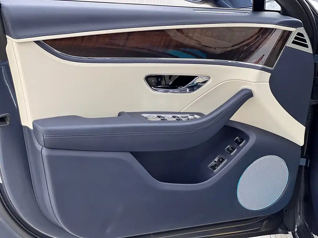 Bentley Bentley Flying Spur 2022 model 2.9T V6 Hybrid 2022 - thumbnail 15
