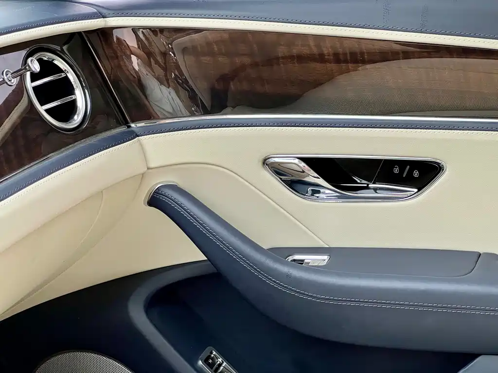 Bentley Bentley Flying Spur 2022 model 2.9T V6 Hybrid 2022 - thumbnail 19