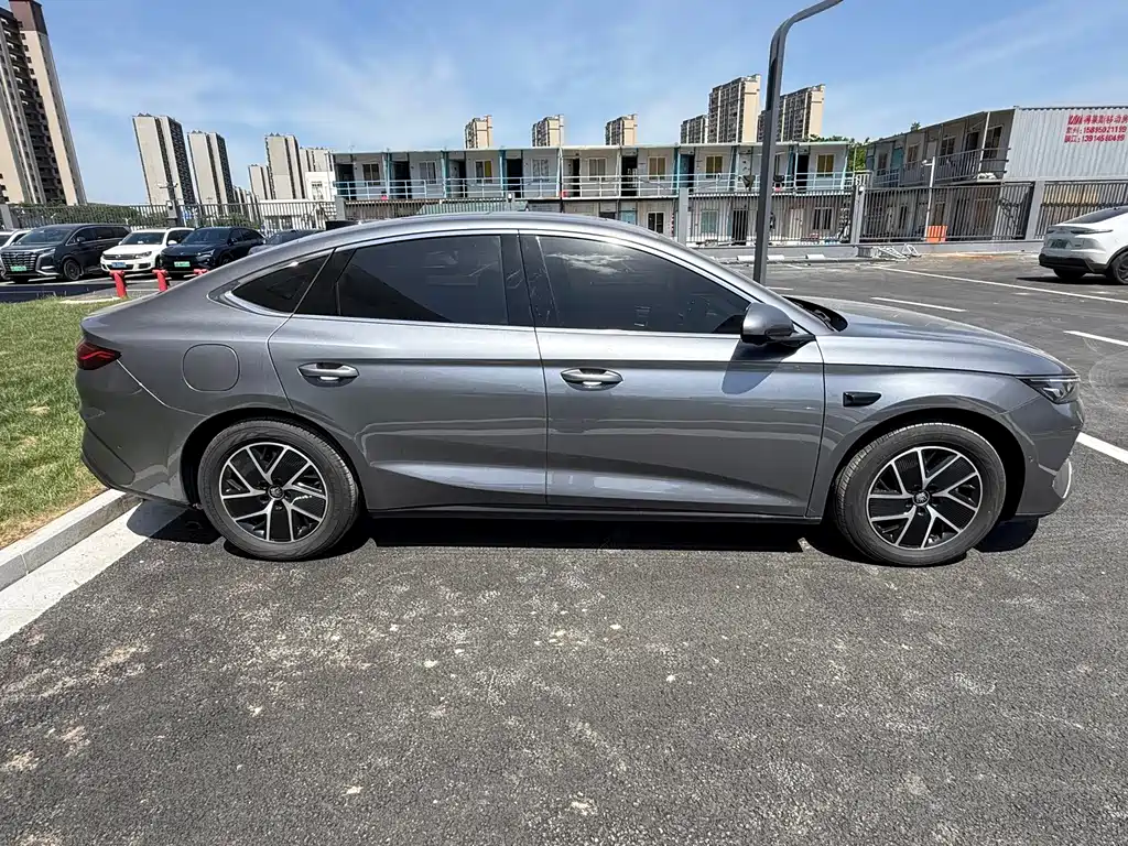 BYD Qin L 2025 DM-i Intelligent Driving Edition 120KM Beyond 2025 - thumbnail 2