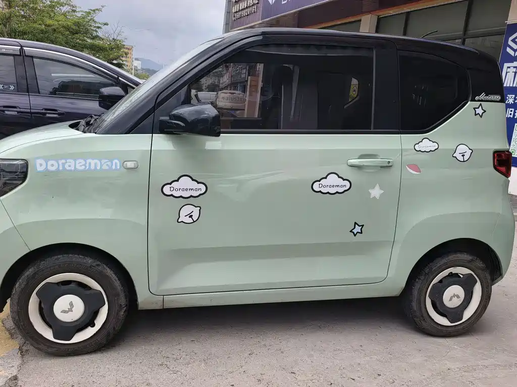 Wuling Motors Hongguang MINI EV 2021 Macaron Sandwich Edition 170km LFP 2021 - thumbnail 2