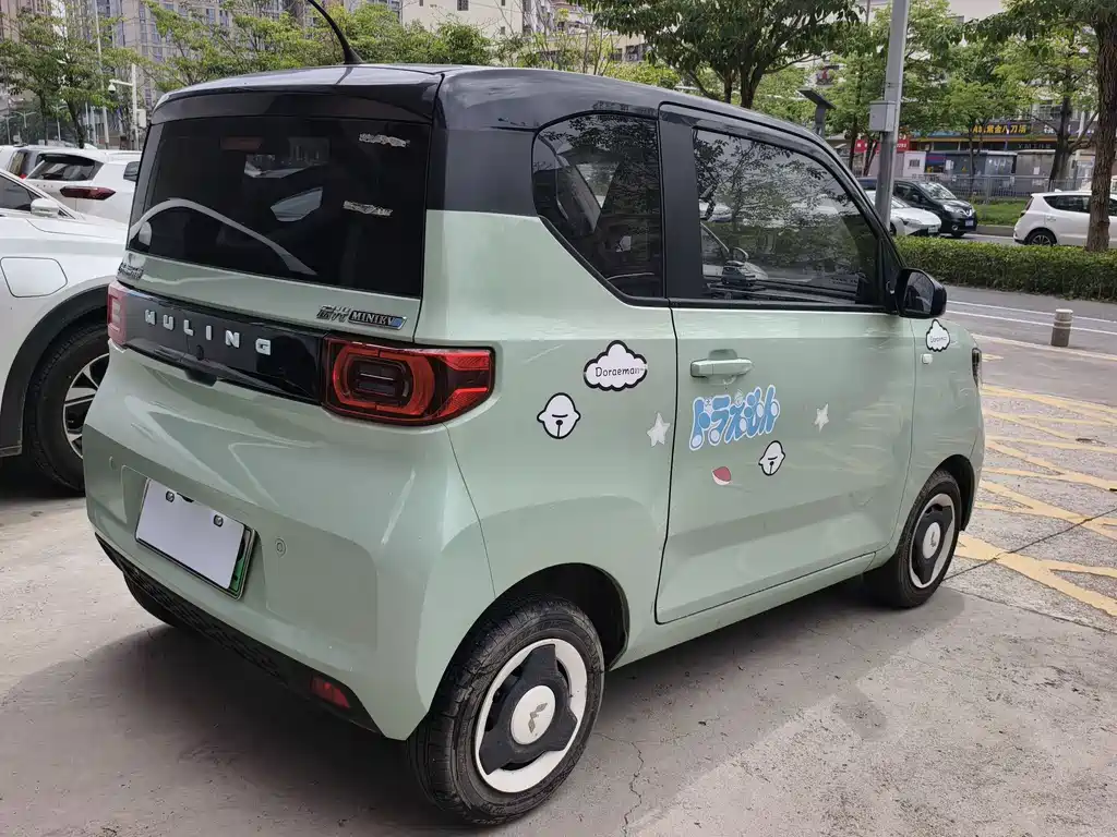 Wuling Motors Hongguang MINI EV 2021 Macaron Sandwich Edition 170km LFP 2021 - thumbnail 5