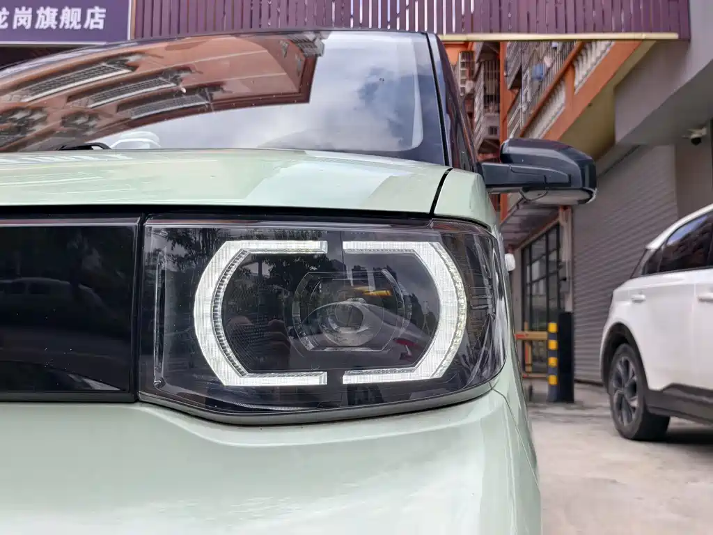 Wuling Motors Hongguang MINI EV 2021 Macaron Sandwich Edition 170km LFP 2021 - thumbnail 7