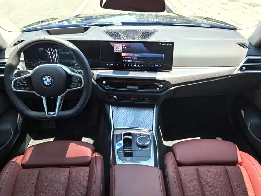BMW BMW i3 2025 eDrive 40 L Night Sport Package 2025 - thumbnail 5