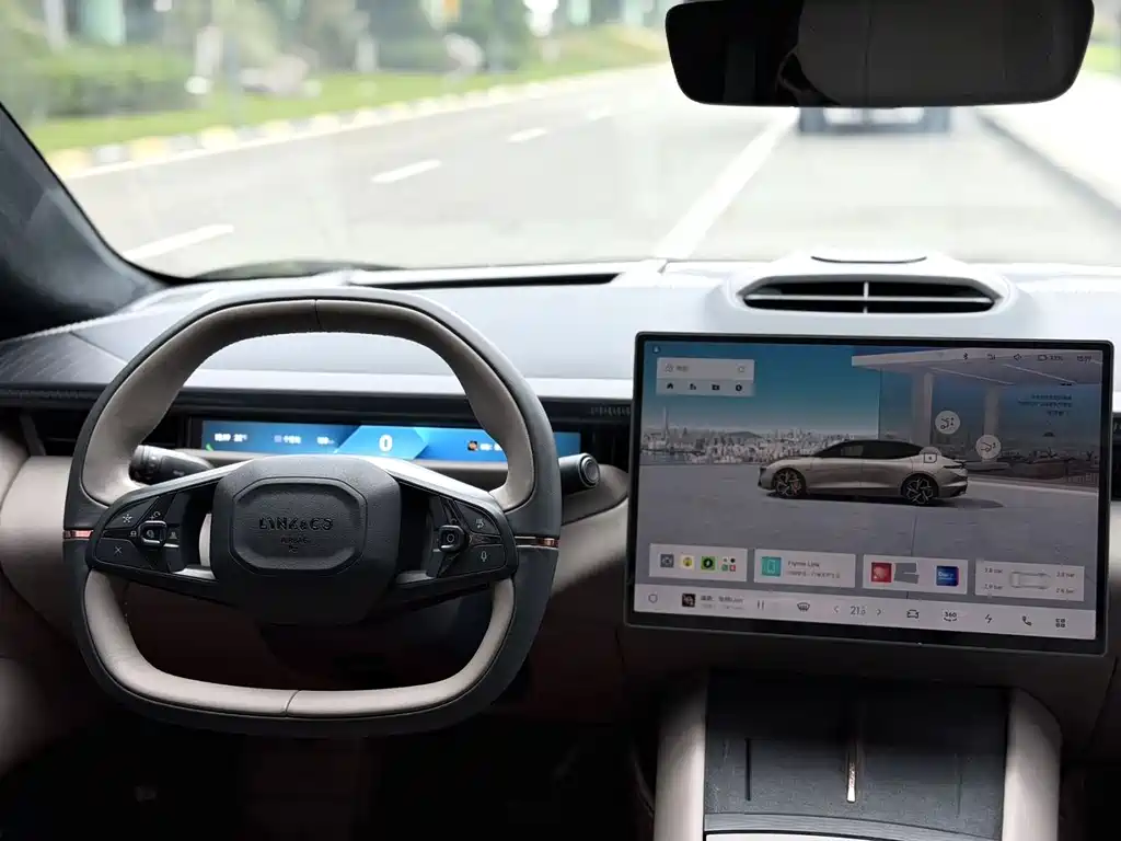 Lynk & Co Lynk & Co Z10 2025 95kWh 702km AWD Halo 2025 - thumbnail 8
