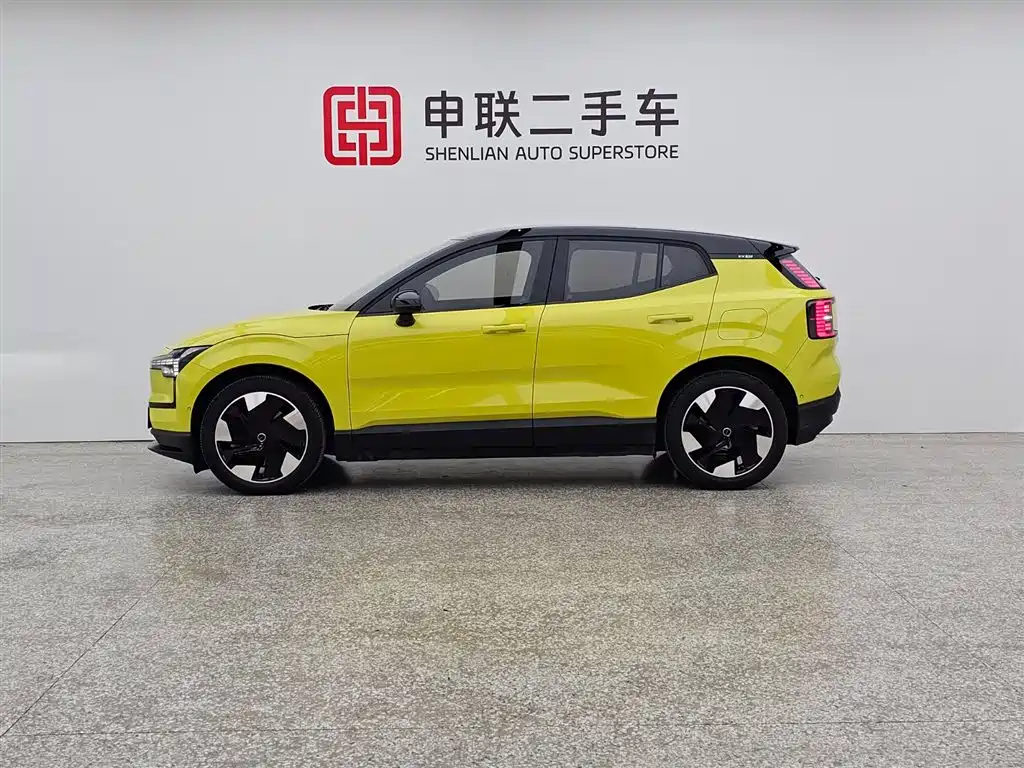 Volvo Volvo EX30 Ultra AWD Performance 2024 - thumbnail 4