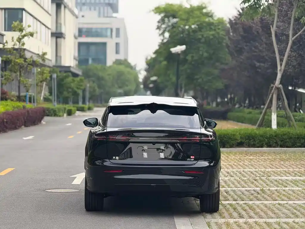 Voyah Voyah Zhiyin 2025 RWD Qiankun Edition 2026 - thumbnail 5