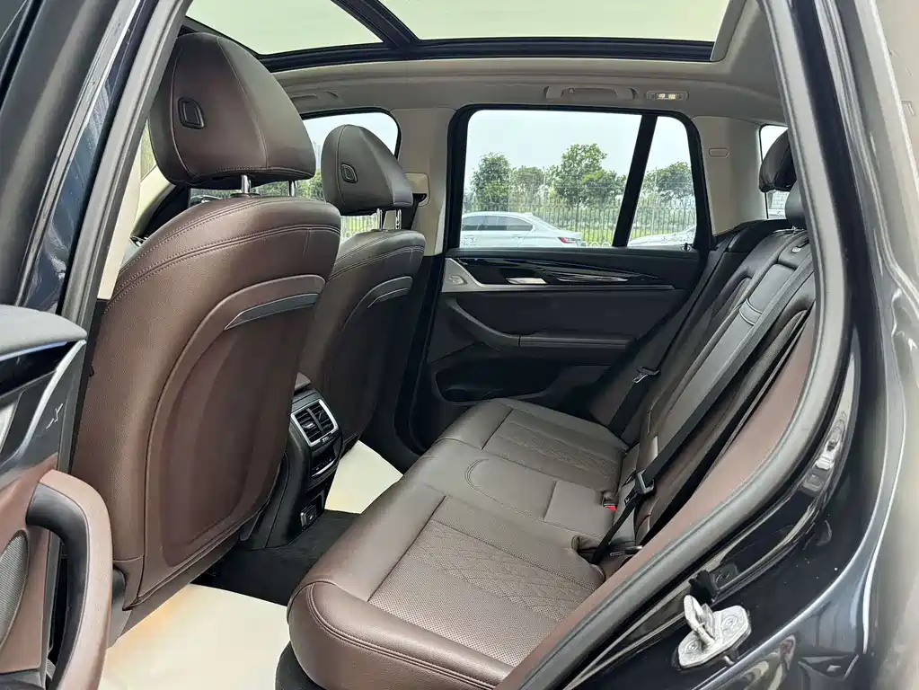 BMW BMW iX3 2022 Leading Edition 2021 - thumbnail 6