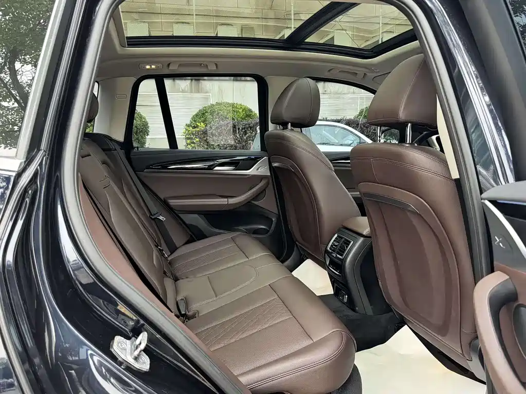 BMW BMW iX3 2022 Leading Edition 2021 - thumbnail 9