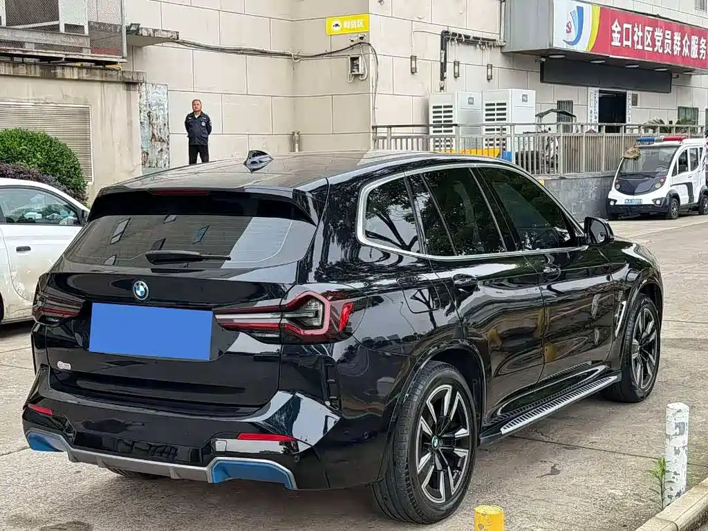 BMW BMW iX3 2022 Leading Edition 2021 - thumbnail 16