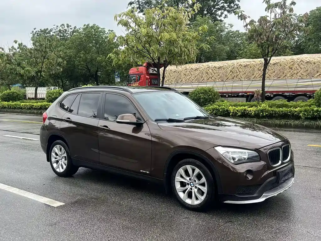 BMW BMW X1 2014 sDrive18i Fashion Edition 2014 - thumbnail 3