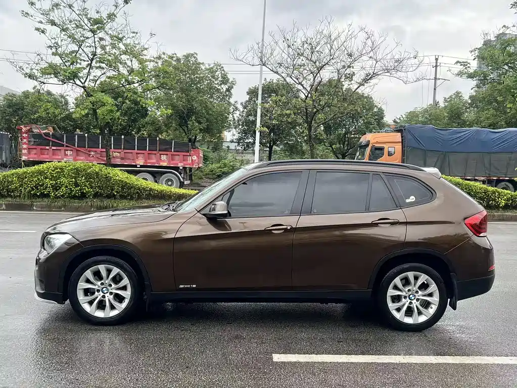 BMW BMW X1 2014 sDrive18i Fashion Edition 2014 - thumbnail 4
