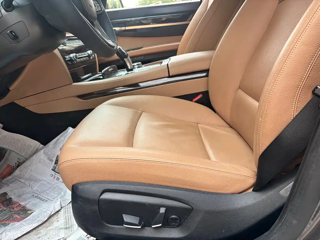 BMW BMW 7 Series 2014 730Li Zhenxiang Edition 2014 - thumbnail 10