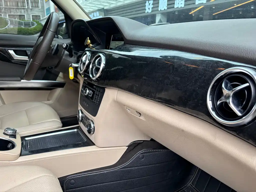 Mercedes-Benz Mercedes-Benz GLK-Class 2014 GLK 260 4MATIC Dynamic 2014 - thumbnail 23