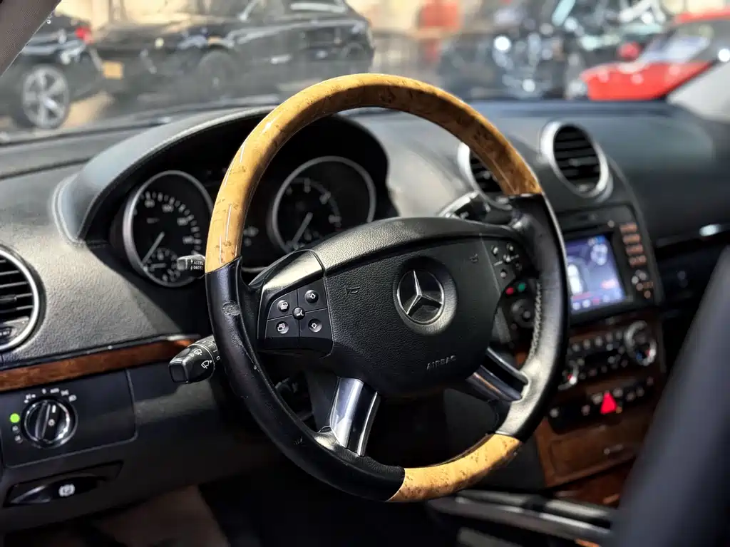 Mercedes-Benz Mercedes-Benz GL-Class 2009 GL 450 US Spec 2009 - thumbnail 10