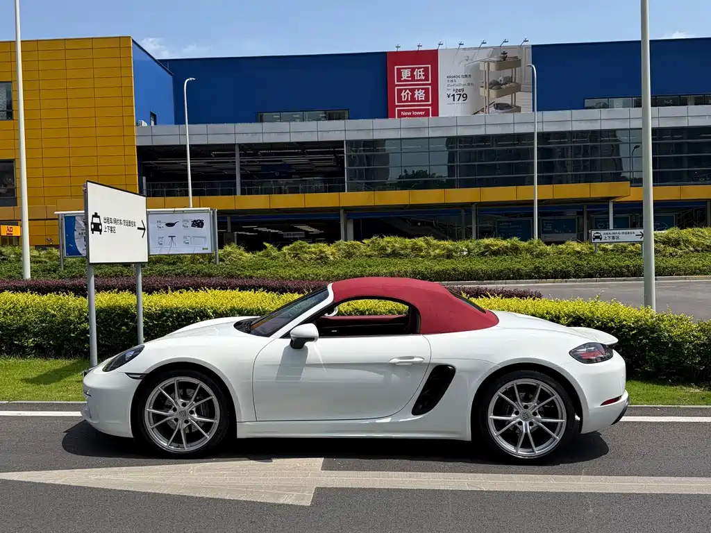 Porsche Porsche 718 2022 Boxster 2.0T 2024 - thumbnail 2