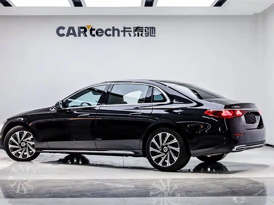 Mercedes-Benz Mercedes-Benz E-Class 2025 Updated E 300 L Luxury Edition 2025 - thumbnail 4