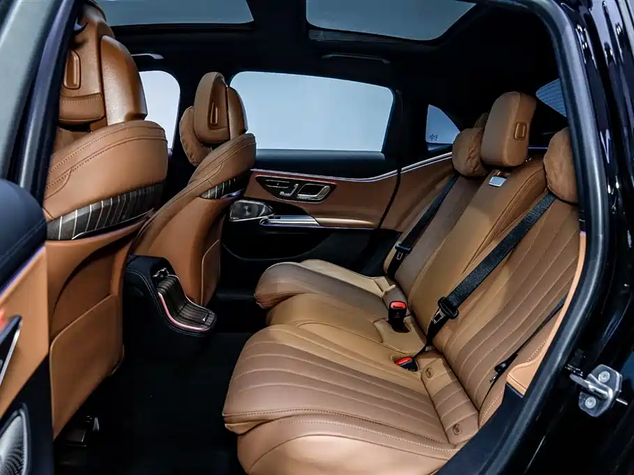 Mercedes-Benz Mercedes-Benz E-Class 2025 Updated E 300 L Luxury Edition 2025 - thumbnail 10