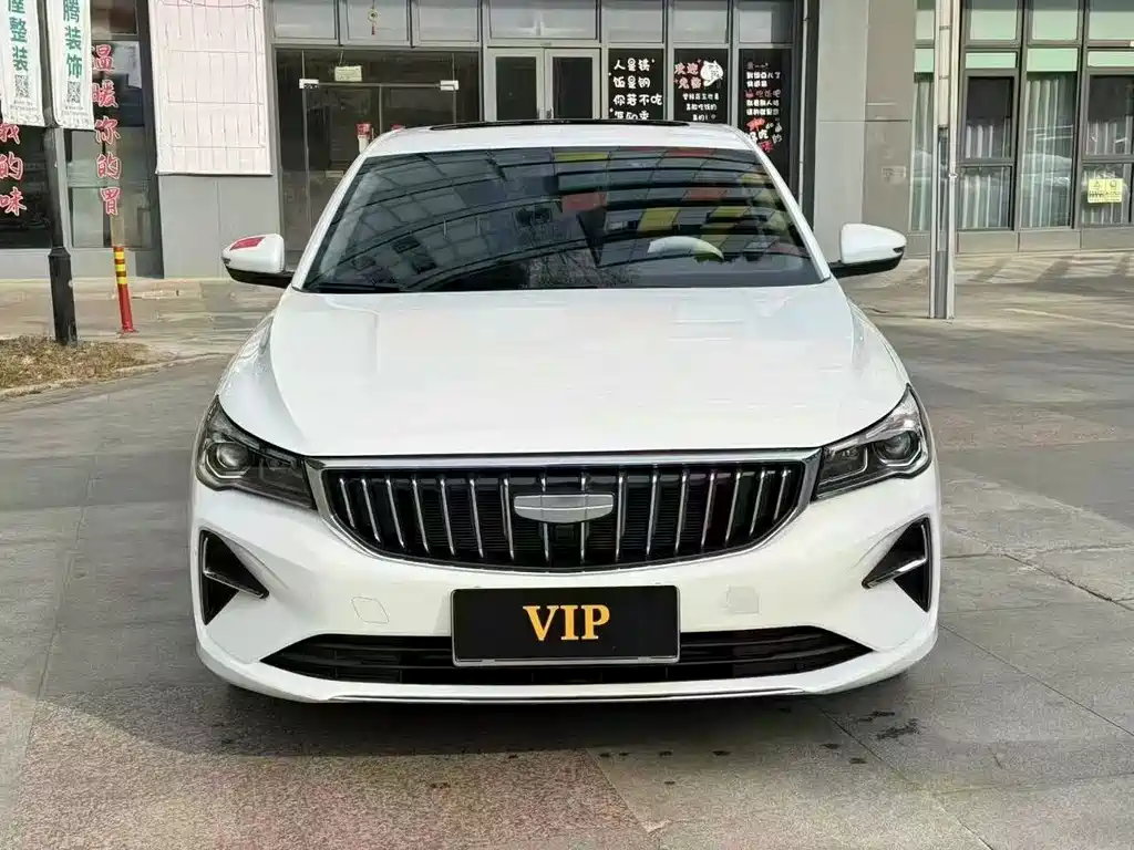 Geely Auto Emgrand 2022 model 4th Generation 1.5L CVT Luxury 2022 - thumbnail 2