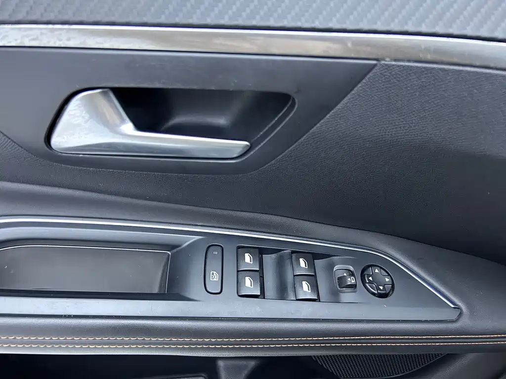 Peugeot Peugeot 5008 2017 - thumbnail 11