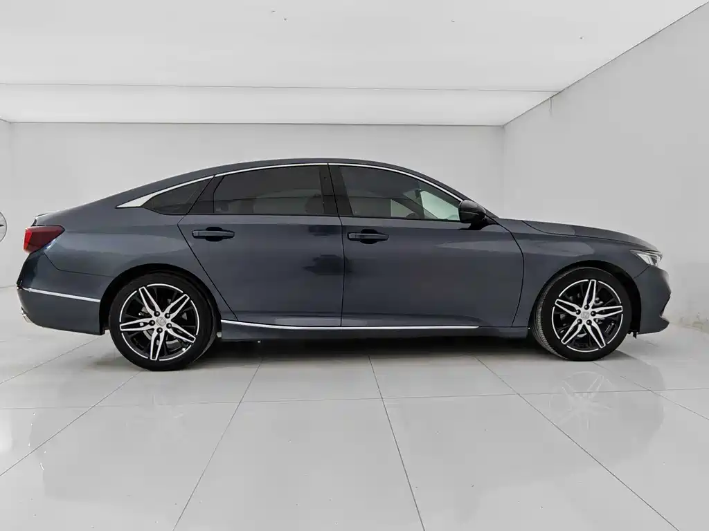 Honda Accord 2022 260TURBO Phantom Night Prestige Edition 2022 - thumbnail 3