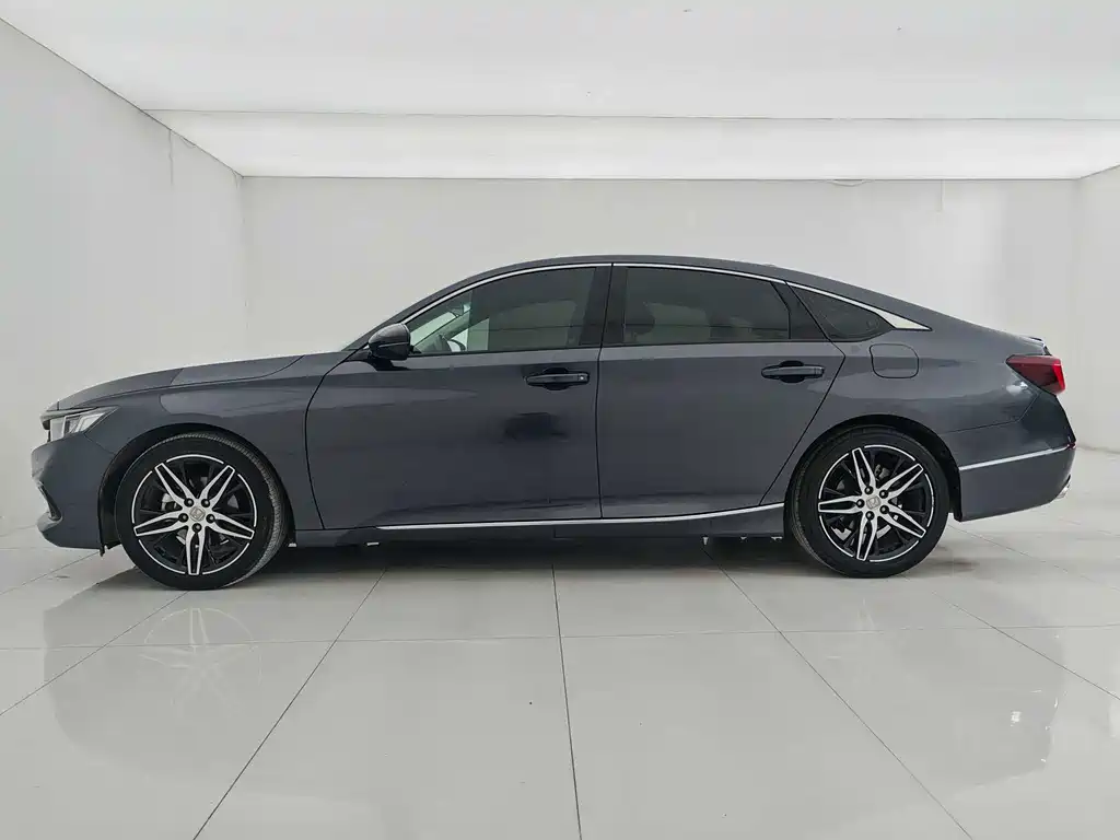 Honda Accord 2022 260TURBO Phantom Night Prestige Edition 2022 - thumbnail 4