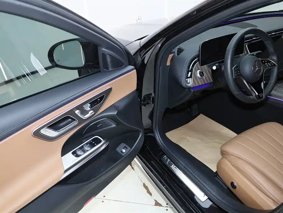 Mercedes-Benz Mercedes-Benz E-Class 2024 E 300 L Fashion Edition 2024 - thumbnail 26