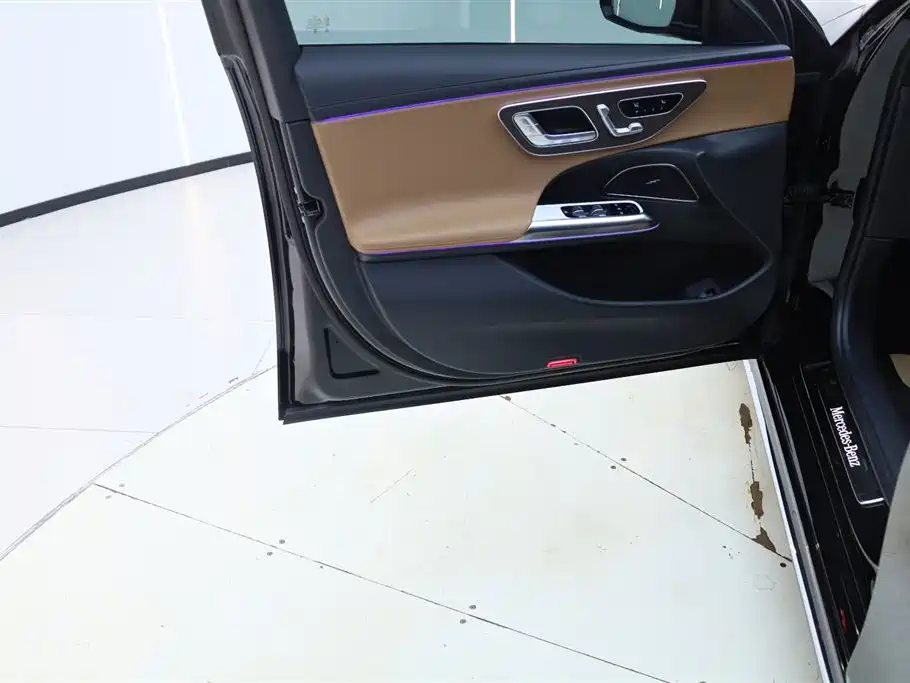 Mercedes-Benz Mercedes-Benz E-Class 2024 E 300 L Fashion Edition 2024 - thumbnail 27
