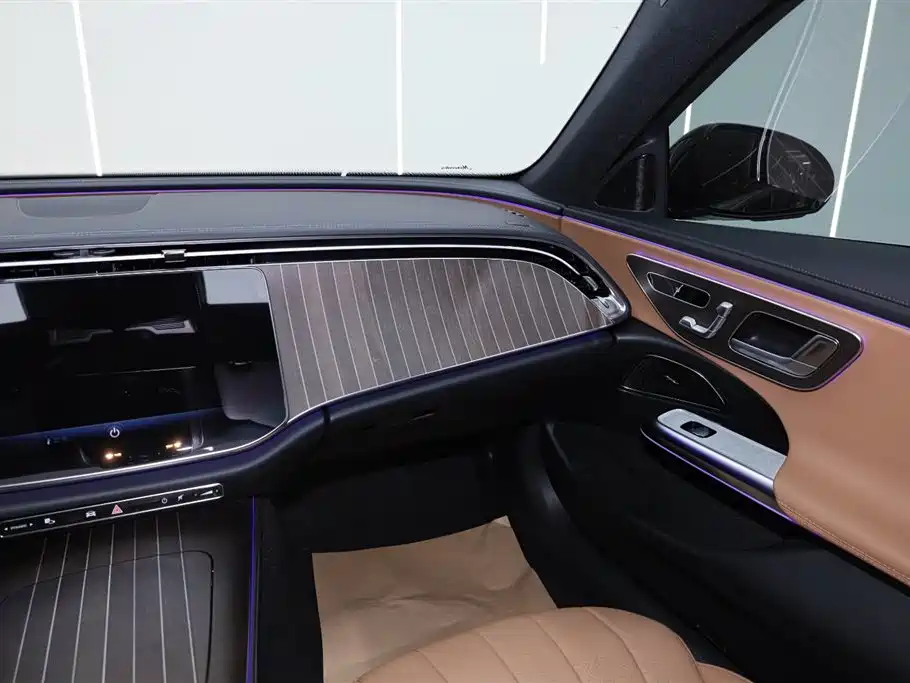 Mercedes-Benz Mercedes-Benz E-Class 2024 E 300 L Fashion Edition 2024 - thumbnail 28