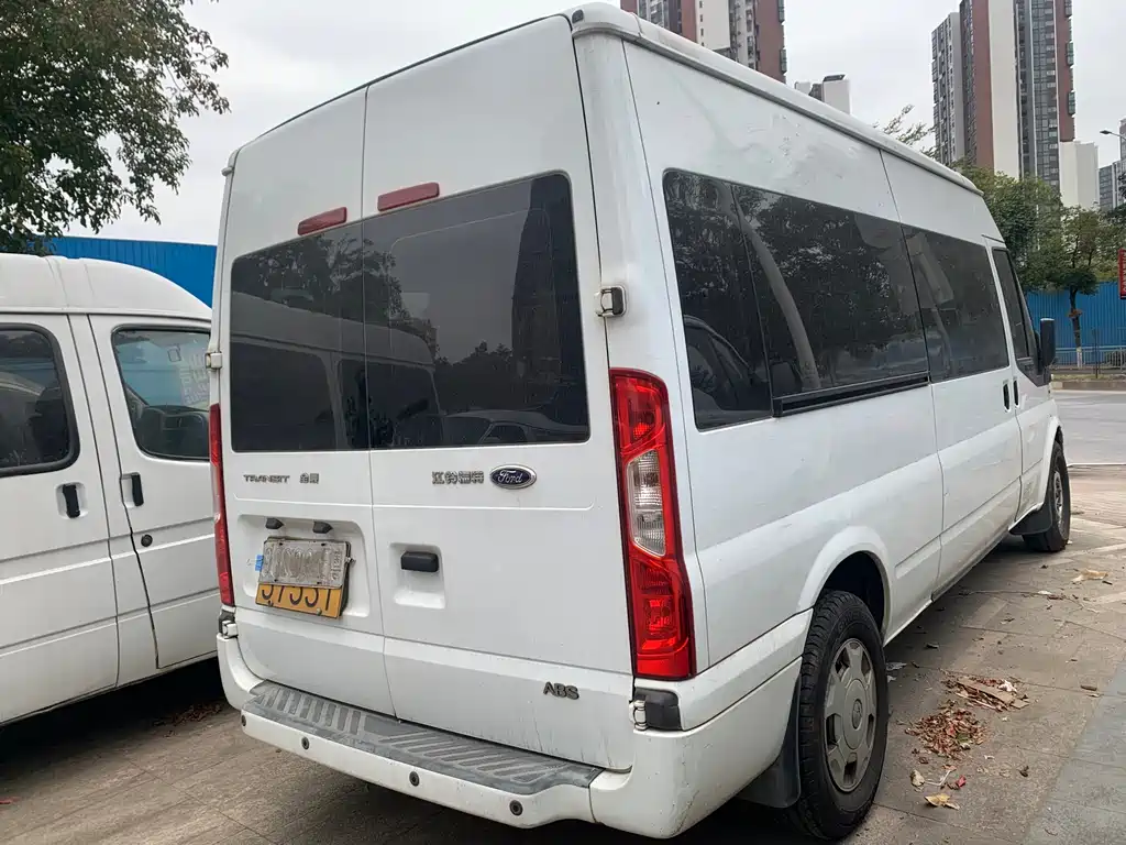 Ford Ford Transit 2016 2.2T Long Wheelbase 15-Seater Medium Roof Standard Edition 2018 - thumbnail 4