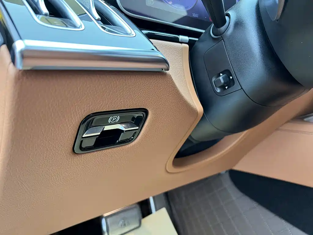 Mercedes-Benz Maybach S-Class 2021 S 480 4MATIC 2022 - thumbnail 5