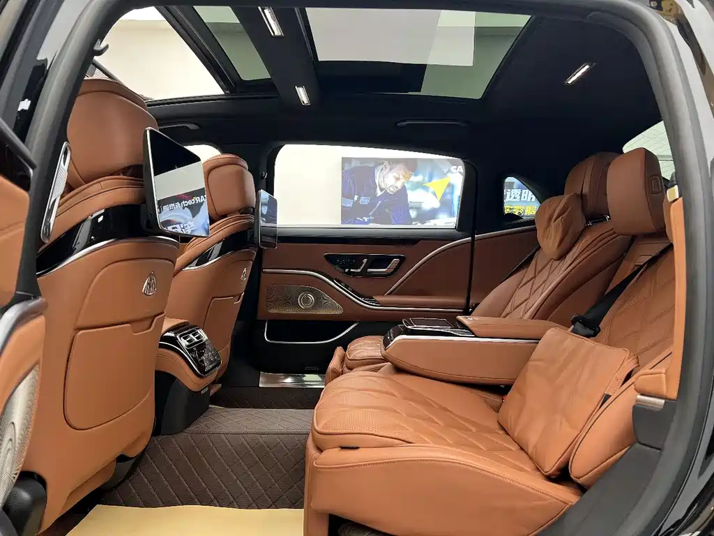 Mercedes-Benz Maybach S-Class 2021 S 480 4MATIC 2022 - thumbnail 9