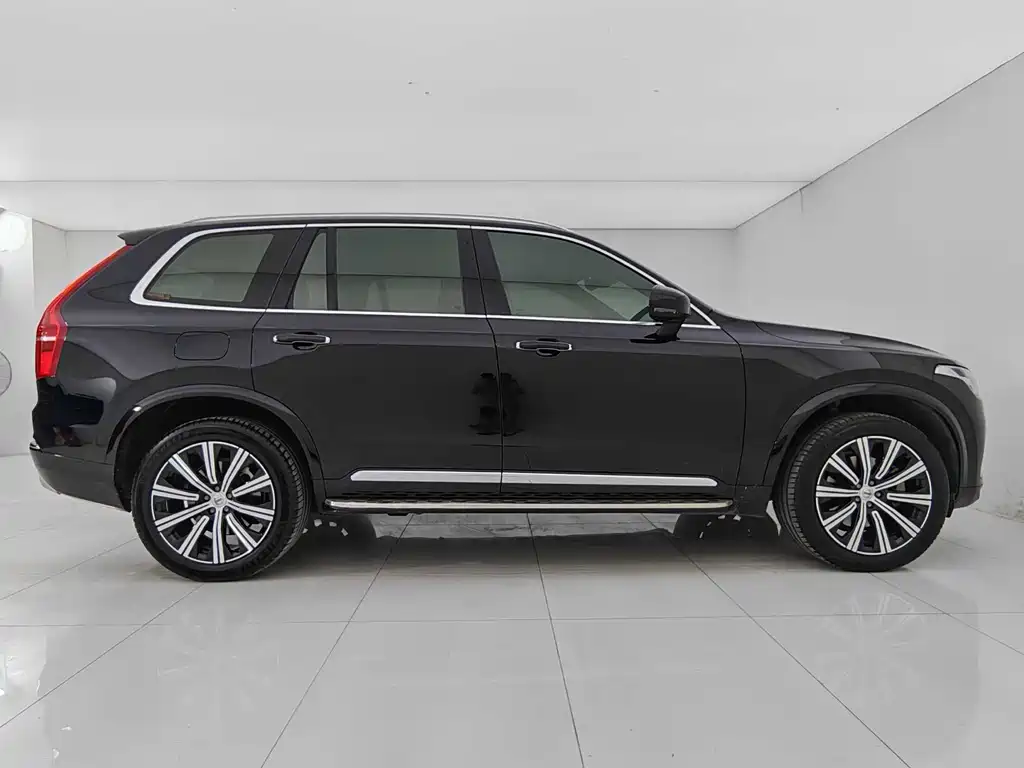 Volvo Volvo XC90 2022 B5 Momentum 7-Seater 2021 - thumbnail 8