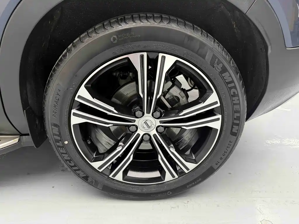 Volvo Volvo XC40 2022 T4 AWD Momentum 2021 - thumbnail 13