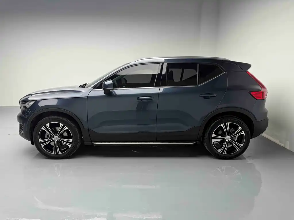Volvo Volvo XC40 2022 T4 AWD Momentum 2021 - thumbnail 20